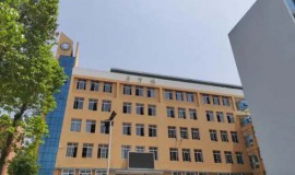 深圳的中學校園還以為這是美術館！